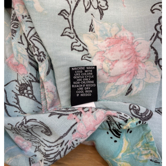 Torrid Challis Dress Plus Size 3 3X Green Floral Skull Print Whimsygoth Pin up - Picture 4 of 7